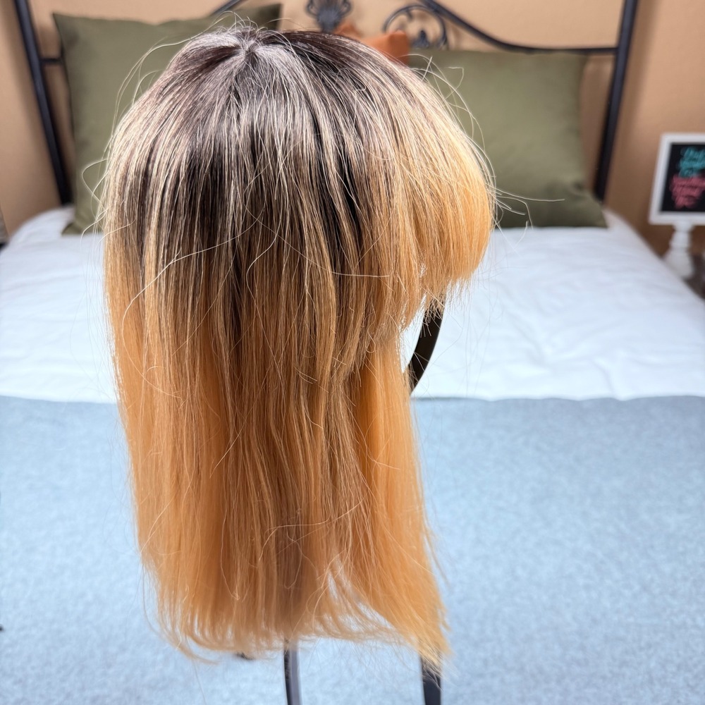 Vanessa Fifth Avenue Venice Synthetic Heat Wave Wig TT4/30 Ombre Bob with Bangs